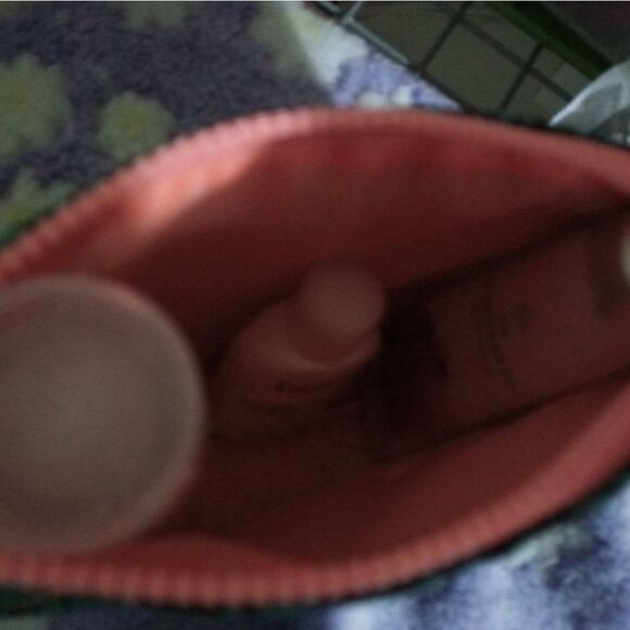 Surprise bundle  - Picture 3 of 3